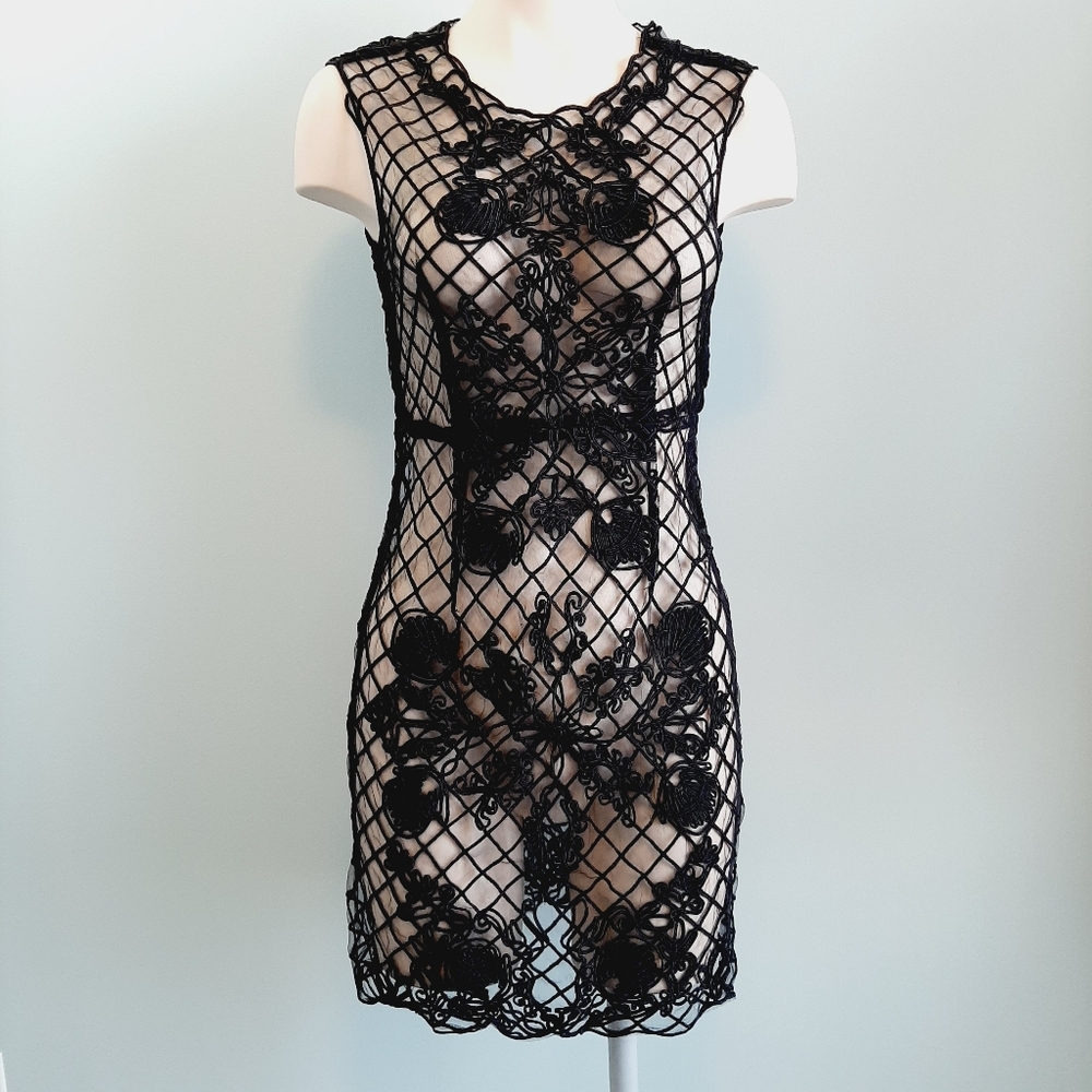🅱️🅾️G🅾️ Black mesh lace see through slim dress